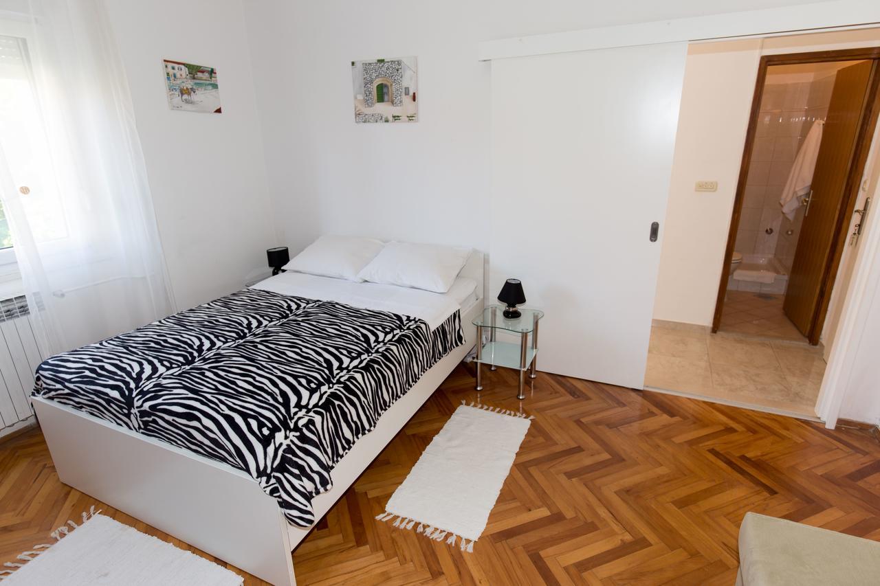Apartment Davorka Bozava Ngoại thất bức ảnh
